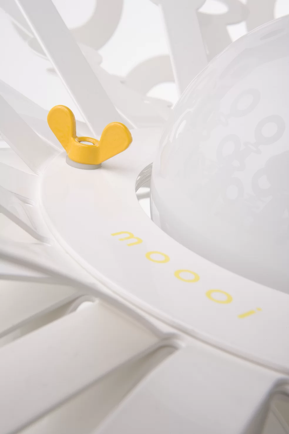 Dandelion Suspended light detail